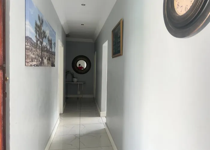 Izuba Lodge