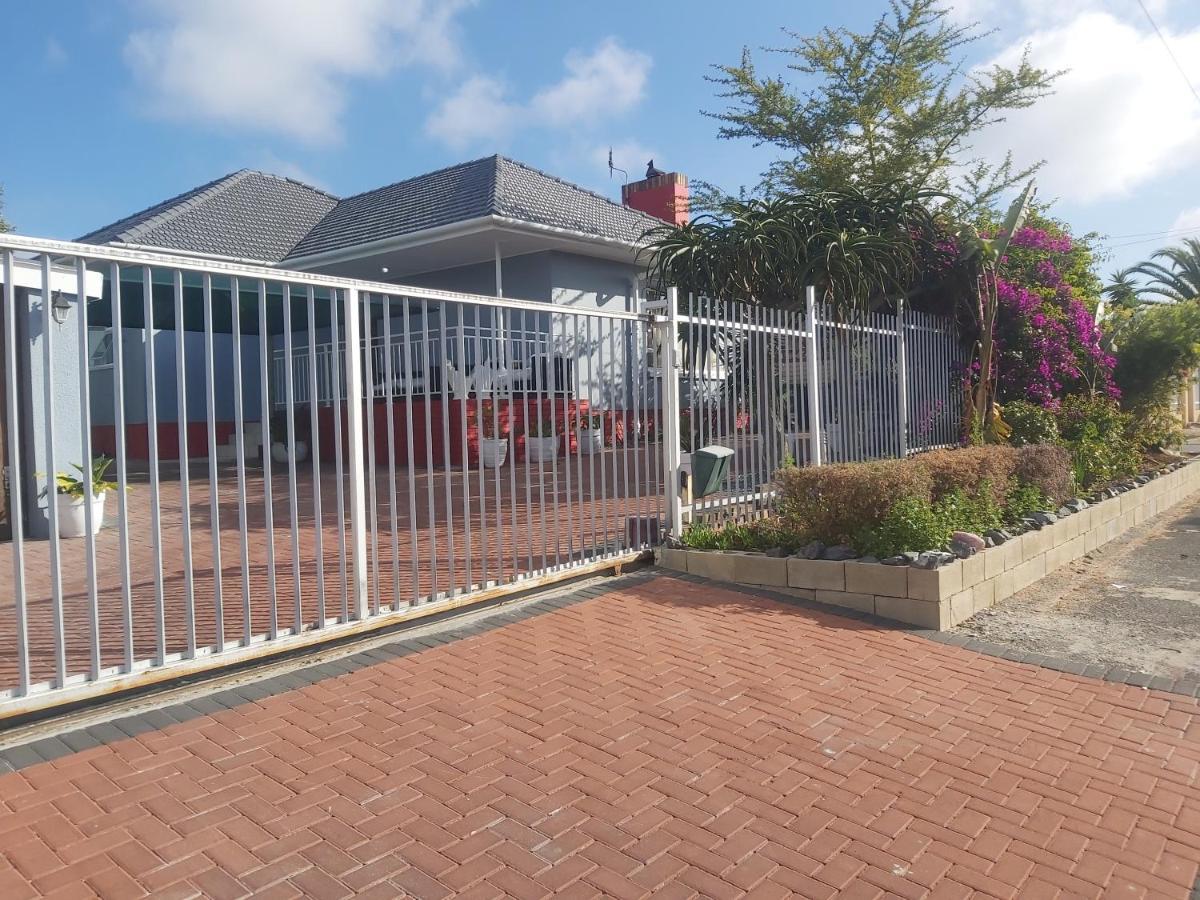 Izuba Gasthuis Kaapstad